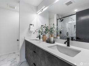 12512 35th Avenue NE B, Seattle WA 98125