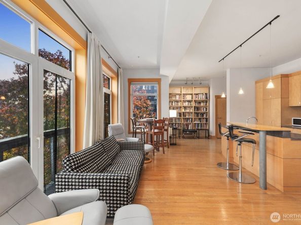 81 Vine Street 406, Seattle WA 98121