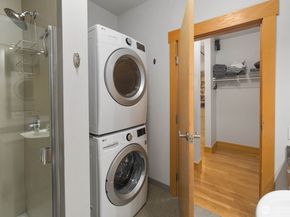 81 Vine Street 406, Seattle WA 98121