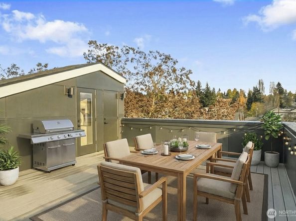 6514 23rd Avenue NE, Seattle WA 98115