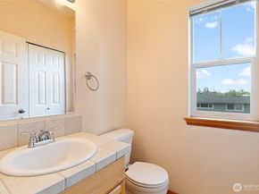 11564 SE 170th Court, Renton WA 98055