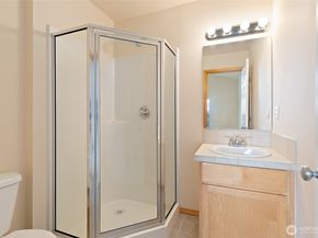 11564 SE 170th Court, Renton WA 98055