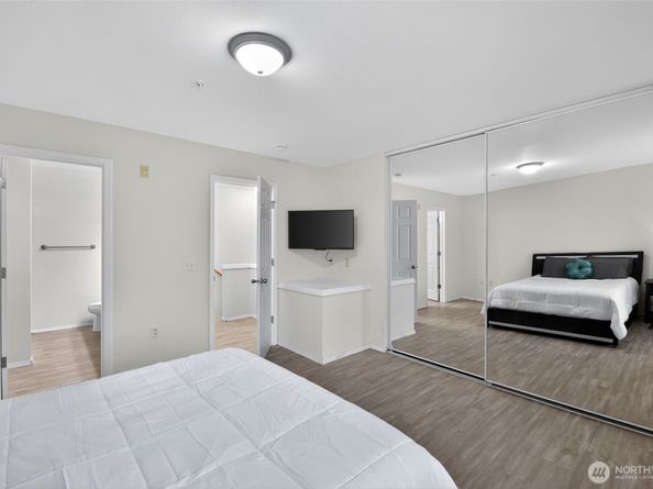 28700 34th Avenue S F3, Auburn WA 98001