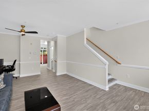 28700 34th Avenue S F3, Auburn WA 98001