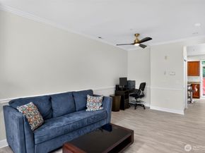 28700 34th Avenue S F3, Auburn WA 98001