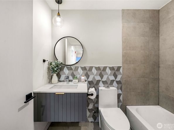 11544 17th Circle SW, Burien WA 98146