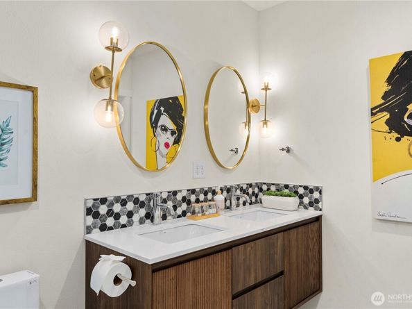 11544 17th Circle SW, Burien WA 98146