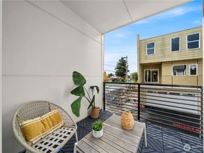 11544 17th Circle SW, Burien WA 98146