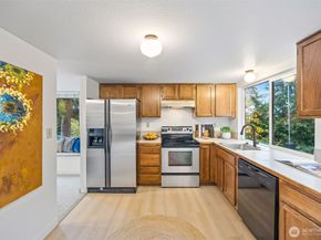 3001 Smithers Court S, Renton WA 98055