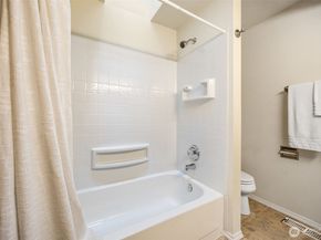 3001 Smithers Court S, Renton WA 98055