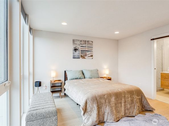 2014 E Pine Street B, Seattle WA 98122