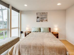 2014 E Pine Street B, Seattle WA 98122