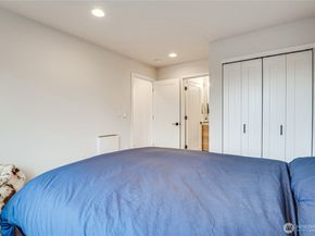 2014 E Pine Street B, Seattle WA 98122