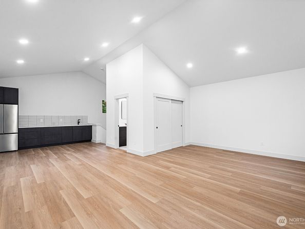 10813 24th Avenue NE, Seattle WA 98125