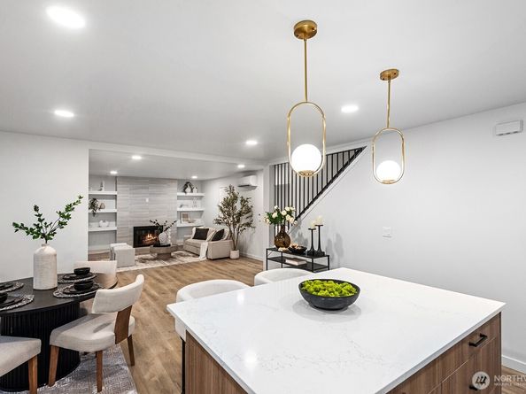 10813 24th Avenue NE, Seattle WA 98125