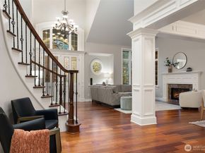 13315 NE Cambridge Crest Way, Bainbridge Island WA 98110