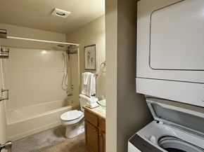 14344 N Stone Avenue 32, Seattle WA 98133