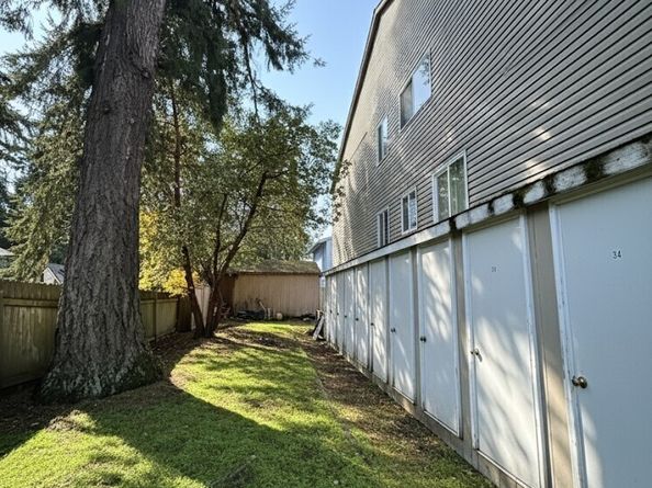 14344 N Stone Avenue 32, Seattle WA 98133