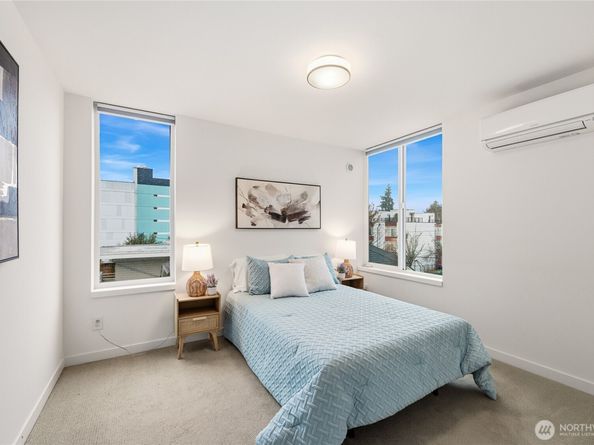 437 NE 73rd Street B, Seattle WA 98115