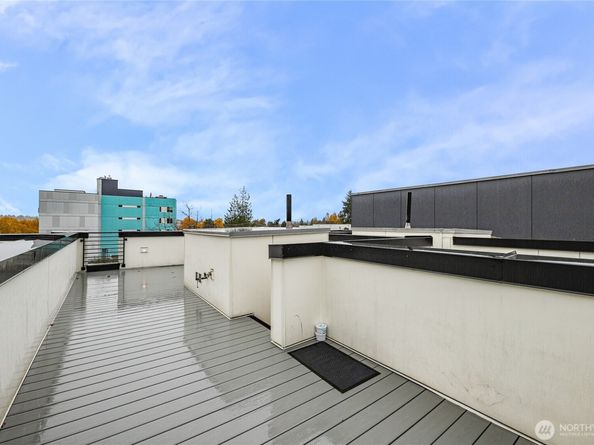 437 NE 73rd Street B, Seattle WA 98115