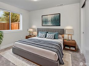 1515 243rd Place SW B, Bothell WA 98021