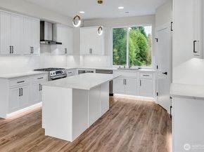 1515 243rd Place SW B, Bothell WA 98021