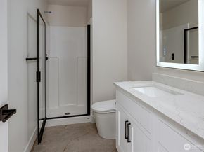 1515 243rd Place SW B, Bothell WA 98021