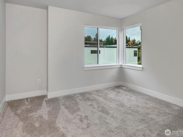 1515 243rd Place SW B, Bothell WA 98021