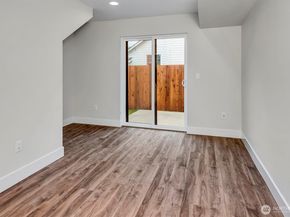 1515 243rd Place SW B, Bothell WA 98021