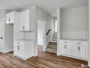 1515 243rd Place SW B, Bothell WA 98021