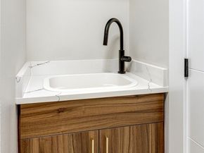 1524 243rd Place SW B, Bothell WA 98021