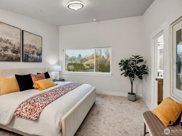 1524 243rd Place SW B, Bothell WA 98021