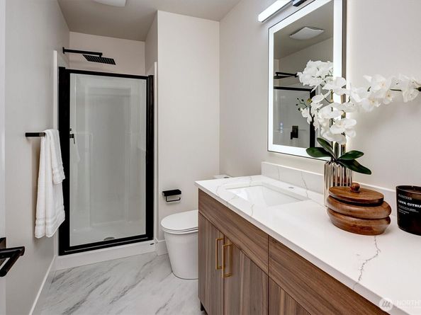 1524 243rd Place SW B, Bothell WA 98021