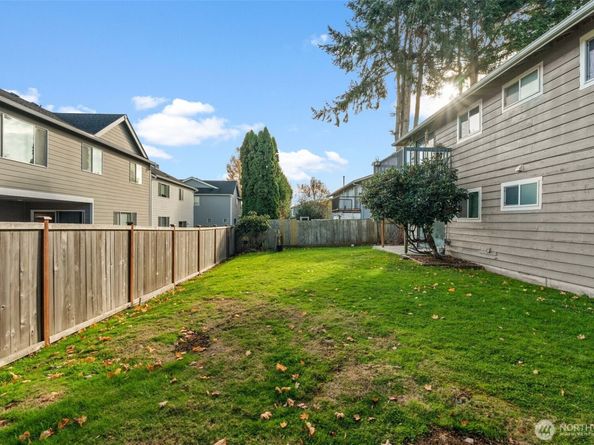 19234 121st Place SE, Kent WA 98031