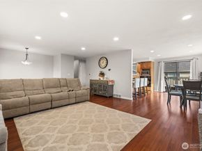 19234 121st Place SE, Kent WA 98031