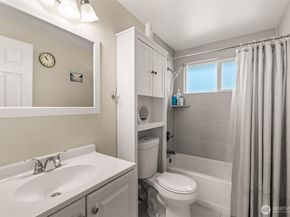 19234 121st Place SE, Kent WA 98031