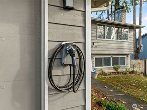 19234 121st Place SE, Kent WA 98031