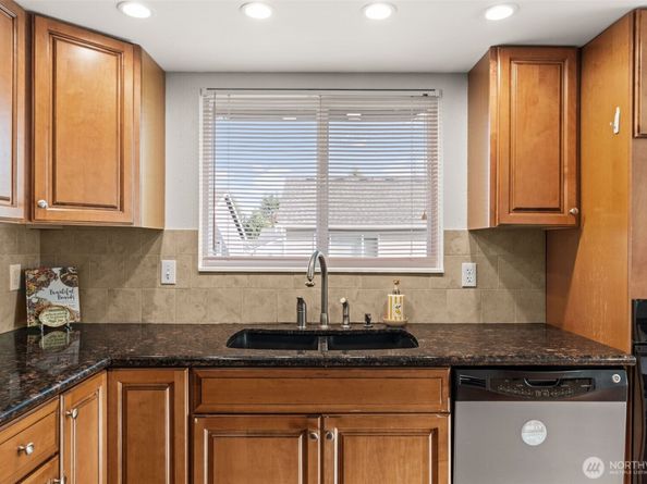 19234 121st Place SE, Kent WA 98031