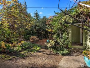 548 NE 102nd Street, Seattle WA 98125