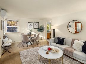 548 NE 102nd Street, Seattle WA 98125