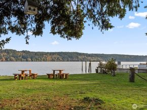 13277 Shoreline Drive SE, Olalla WA 98359