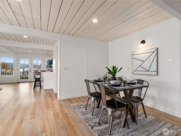 13277 Shoreline Drive SE, Olalla WA 98359