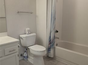 3935 226th Place SE 313, Issaquah WA 98029