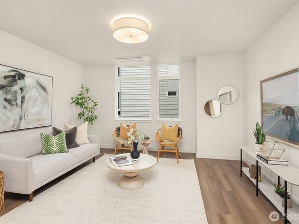 1615 N 50th Street C, Seattle WA 98103