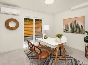 1615 N 50th Street C, Seattle WA 98103