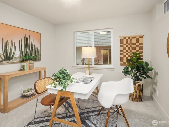 1615 N 50th Street C, Seattle WA 98103