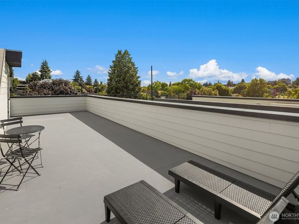 1615 N 50th Street C, Seattle WA 98103