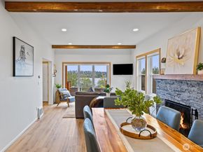 5822 E Green Lake Way N, Seattle WA 98103