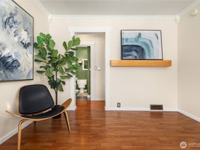 151 77th Street N, Seattle WA 98103