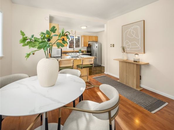 151 77th Street N, Seattle WA 98103